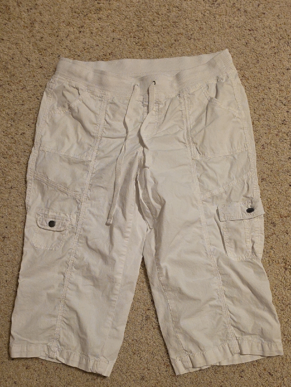 Style & Co. White Casual Cargo Capris
